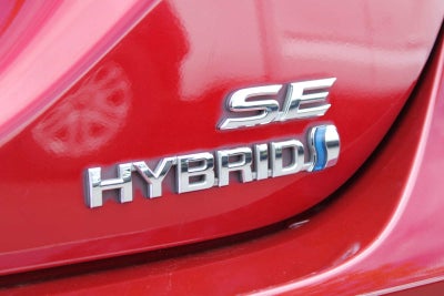 2022 Toyota CAMRY Hybrid SE