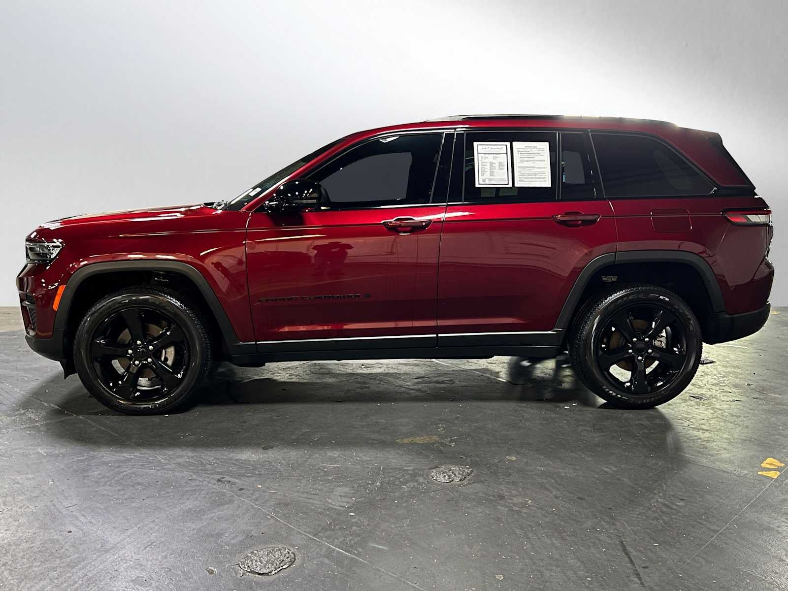 2023 Jeep Grand Cherokee Altitude
