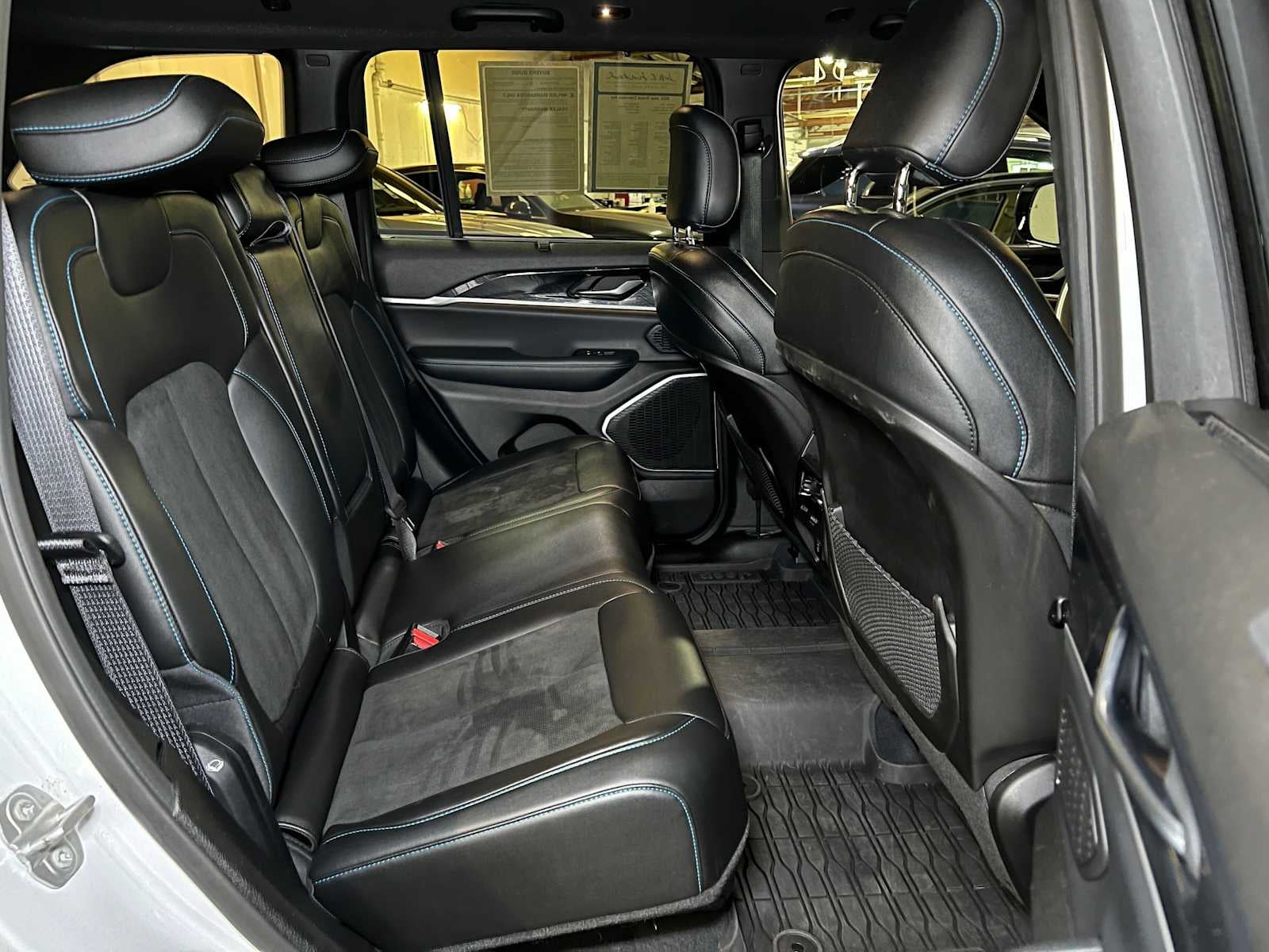 2022 Jeep Grand Cherokee 4xe Trailhawk