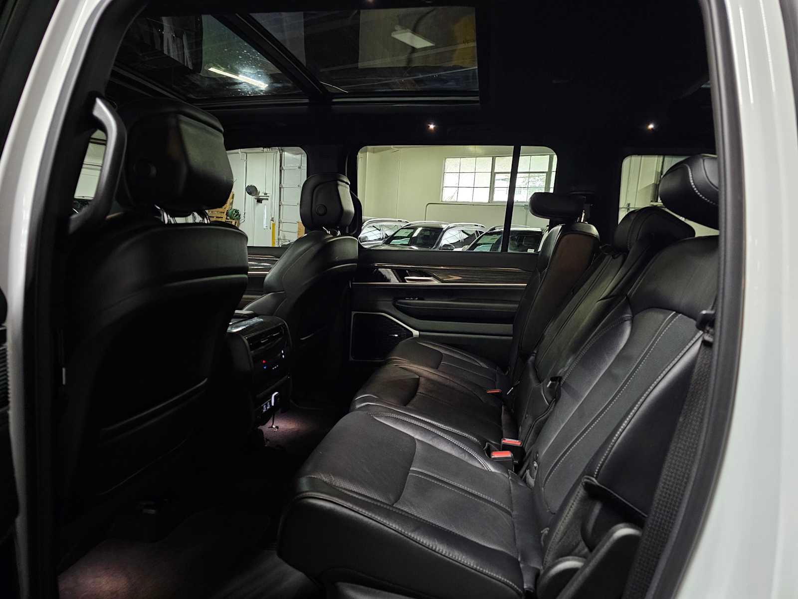 2022 Jeep Wagoneer Series II