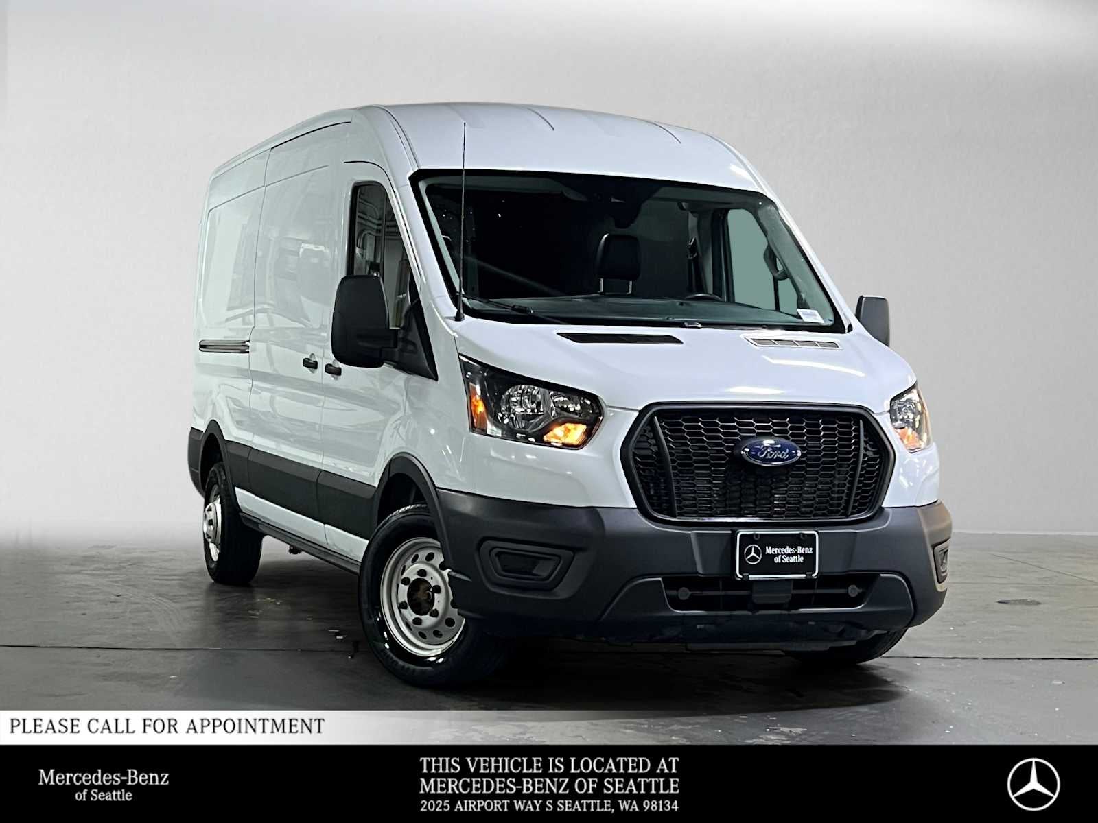 2023 Ford Transit Cargo Van T-250 130" Med Rf 9070 GVWR AWD