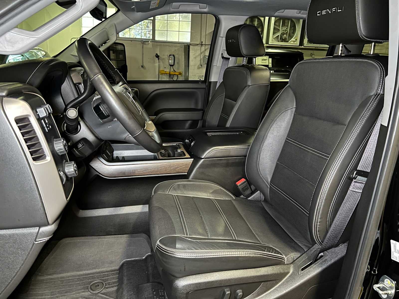 2017 GMC Sierra 2500HD Denali