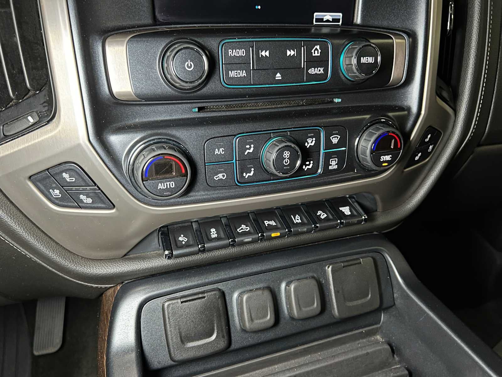 2017 GMC Sierra 2500HD Denali
