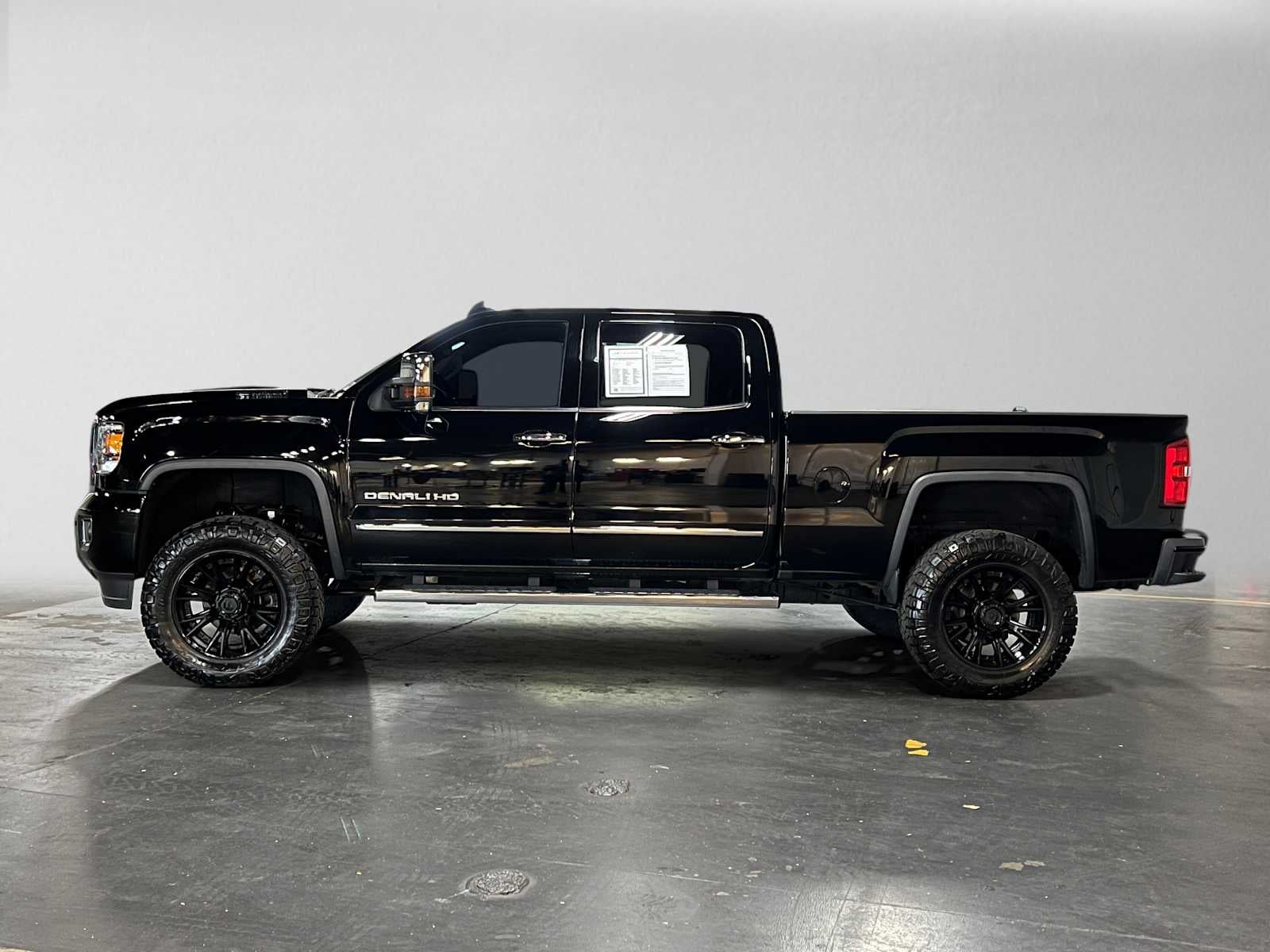 2017 GMC Sierra 2500HD Denali