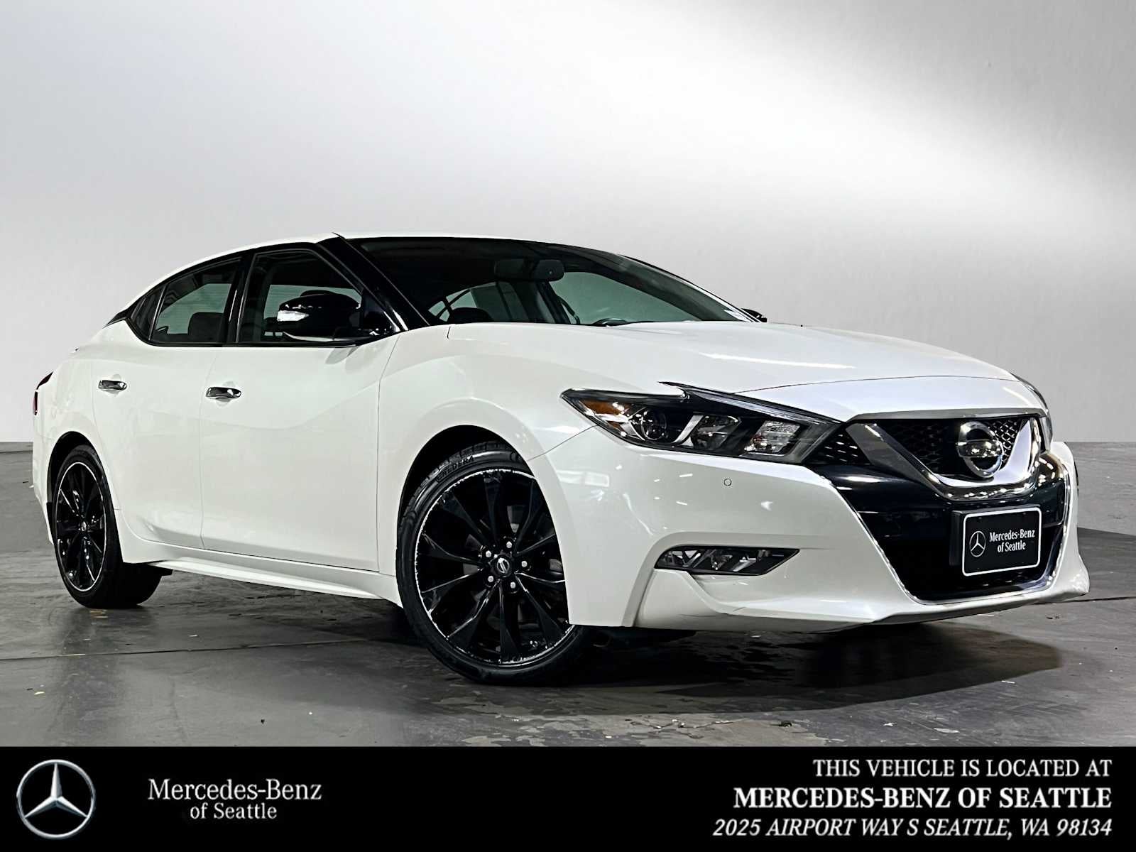2017 Nissan Maxima SR