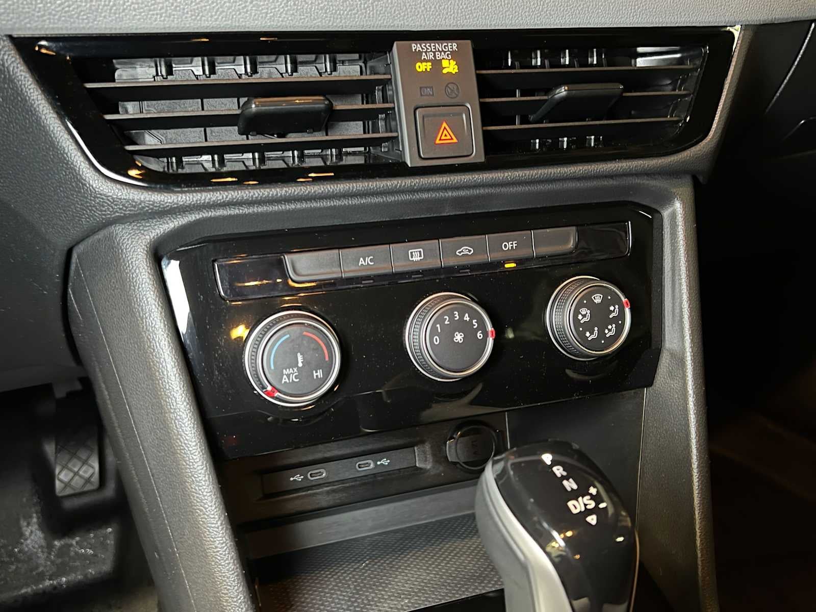 2024 Volkswagen Taos S