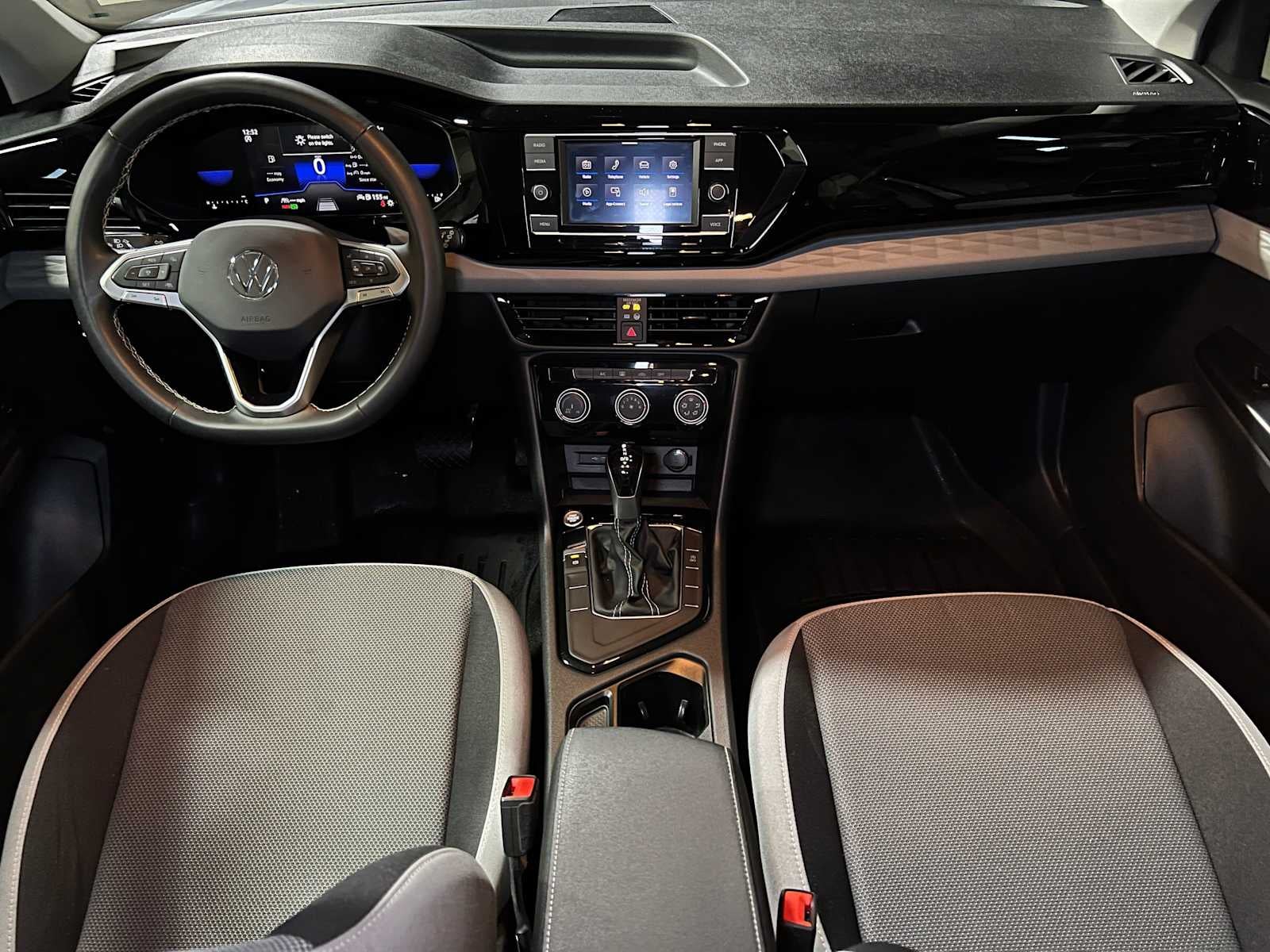 2024 Volkswagen Taos S