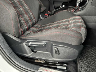 2019 Volkswagen Golf GTI S