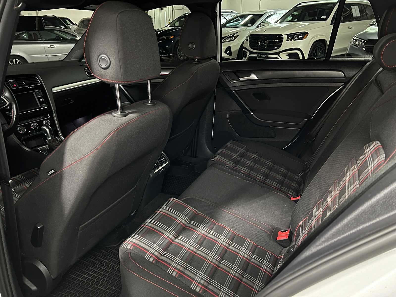 2019 Volkswagen Golf GTI S