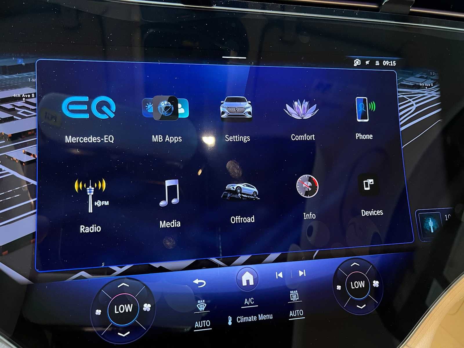 2026 Mercedes-Benz EQS 400 4MATIC® SUV