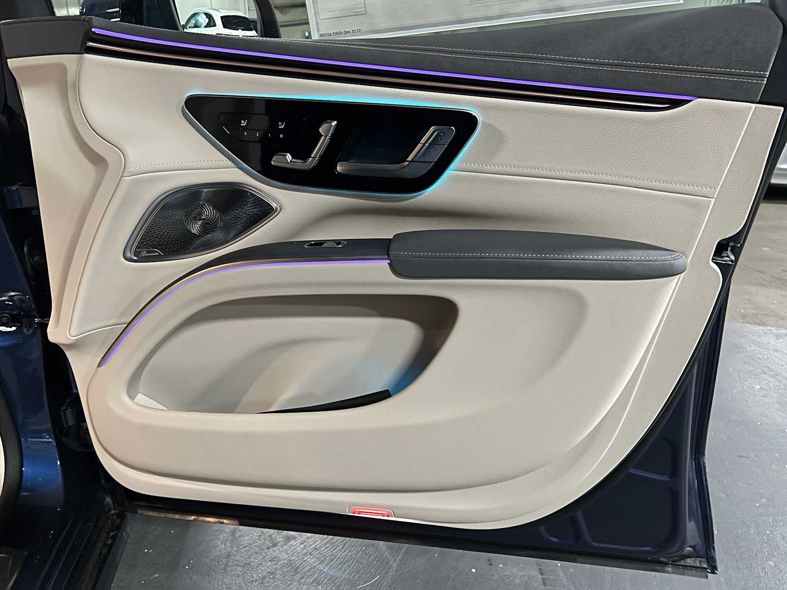 2026 Mercedes-Benz EQS 400 4MATIC® SUV