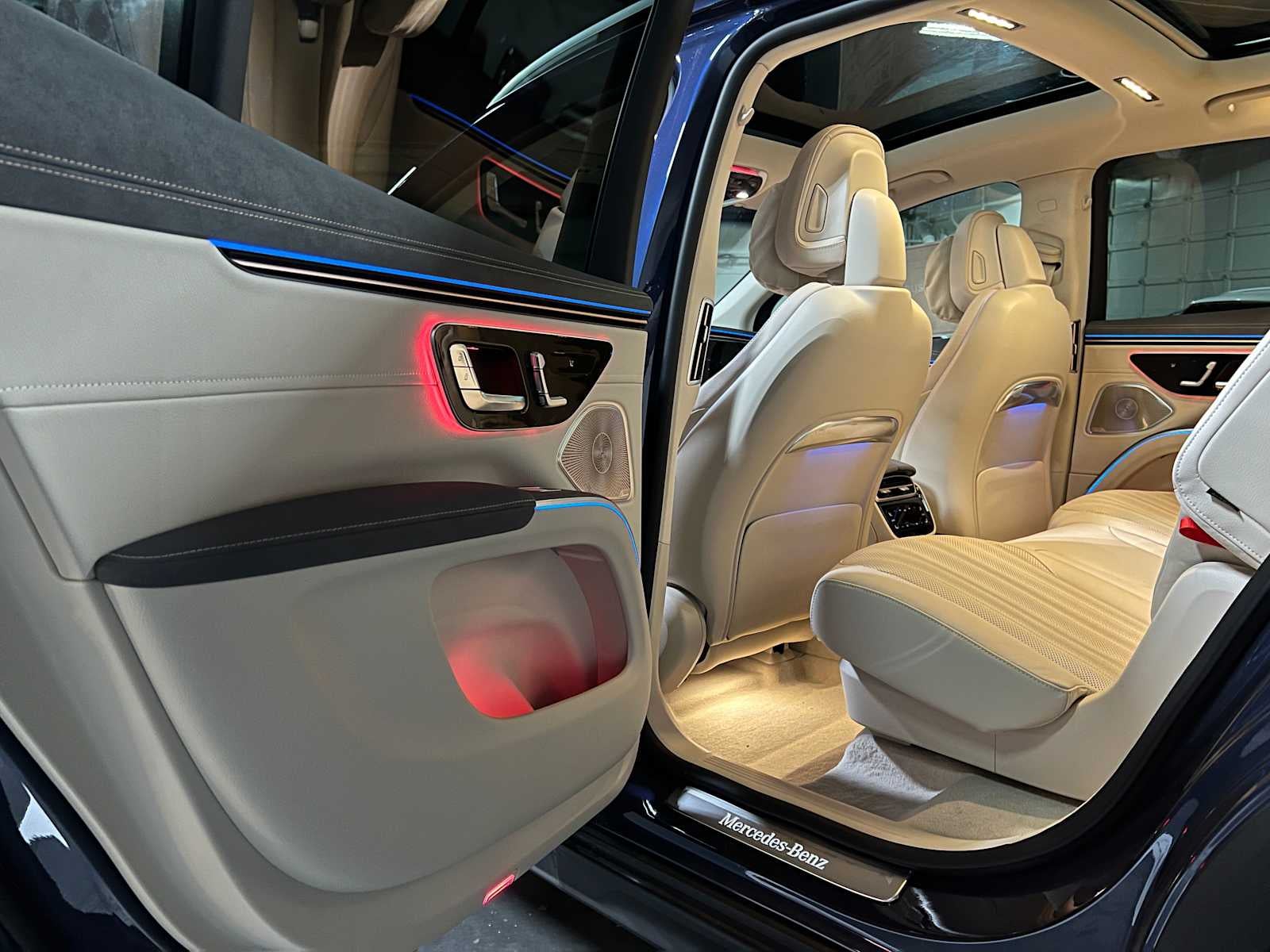 2026 Mercedes-Benz EQS 400 4MATIC® SUV