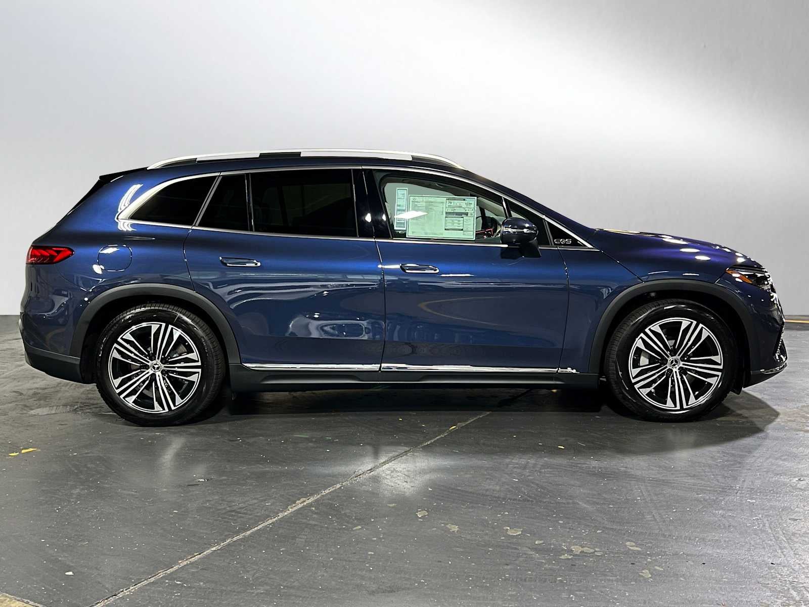 2026 Mercedes-Benz EQS 400 4MATIC® SUV