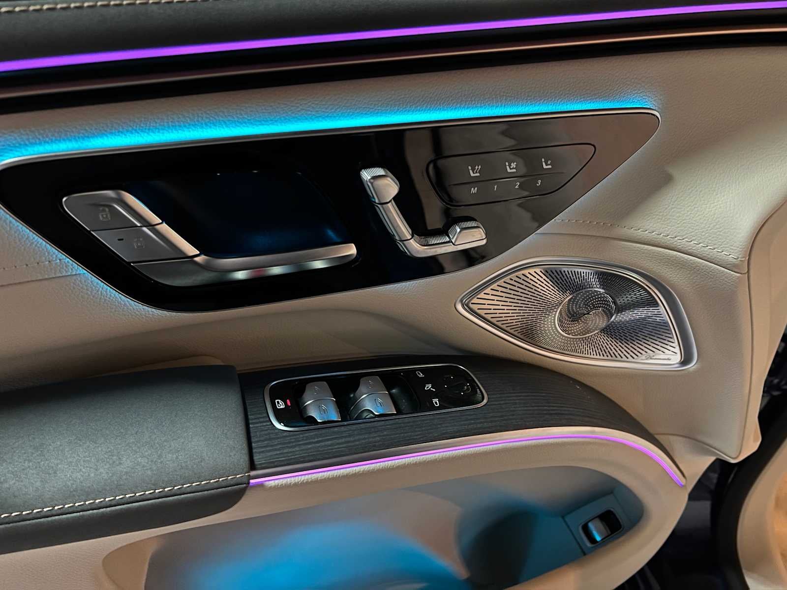 2026 Mercedes-Benz EQS 400 4MATIC® SUV