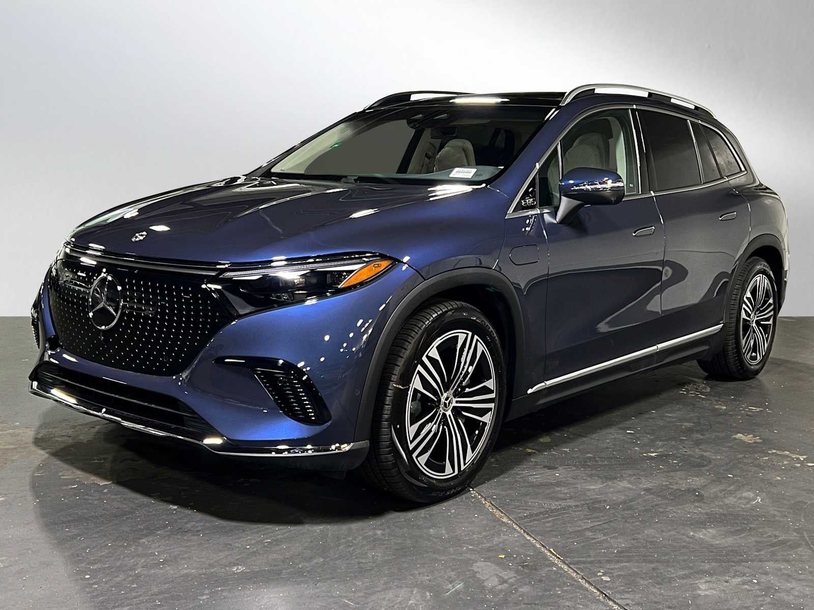 2026 Mercedes-Benz EQS 400 4MATIC® SUV