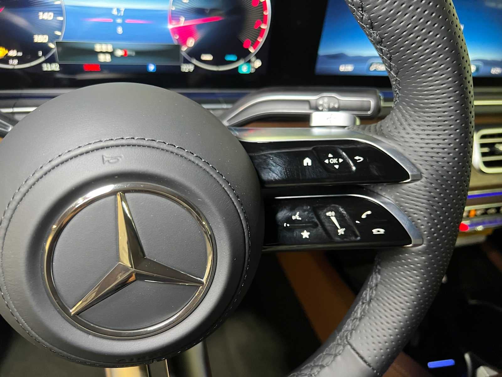 2026 Mercedes-Benz GLS 450 4MATIC® SUV