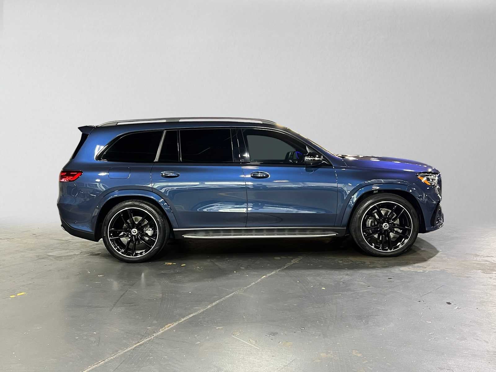 2024 Mercedes-Benz GLS 450 4MATIC® SUV