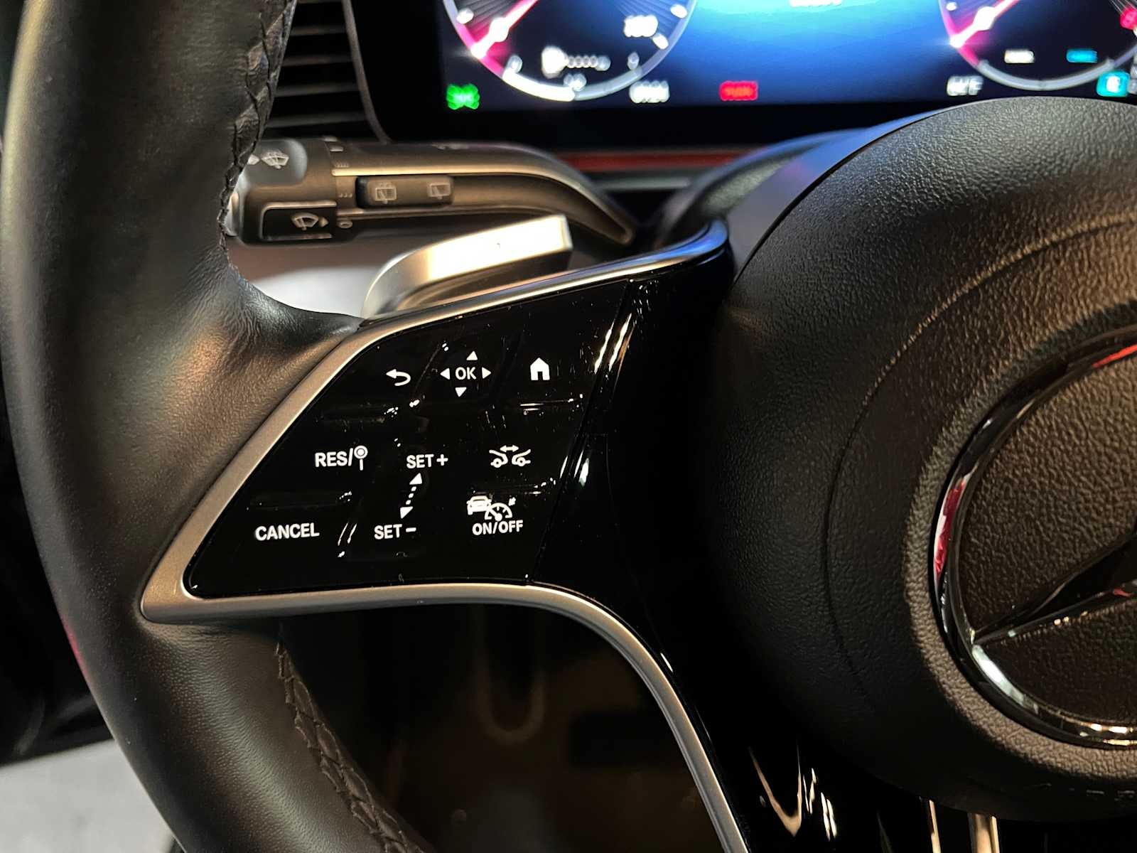 2025 Mercedes-Benz GLS 450 4MATIC® SUV
