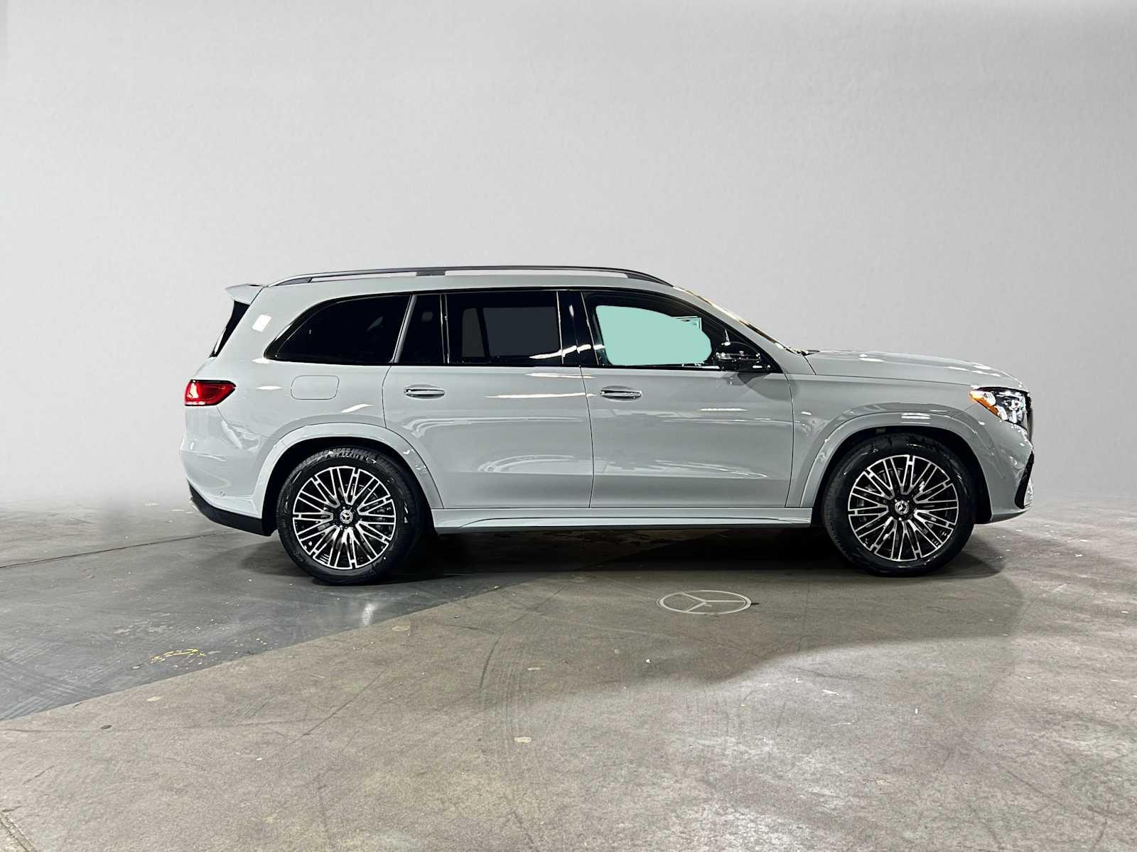2027 Mercedes-Benz GLS 450 4MATIC® SUV