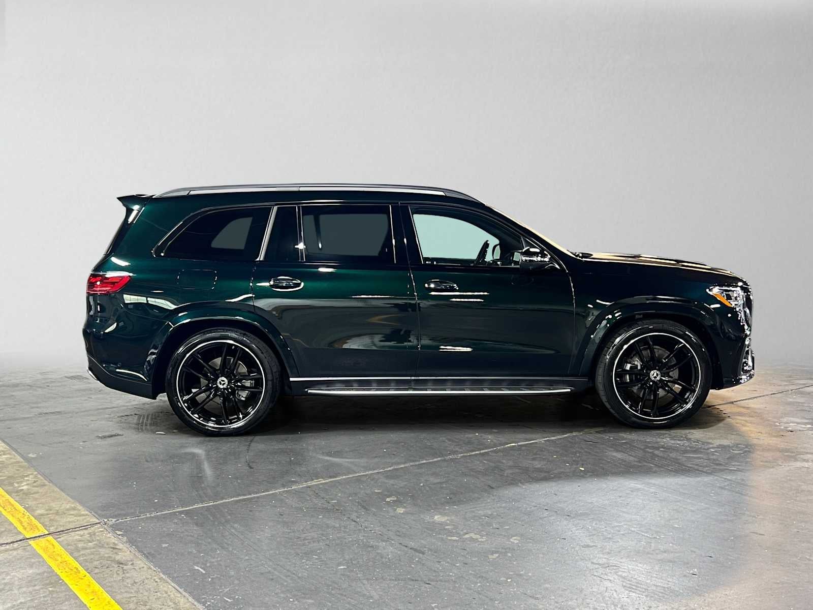 2025 Mercedes-Benz GLS 580 4MATIC® SUV