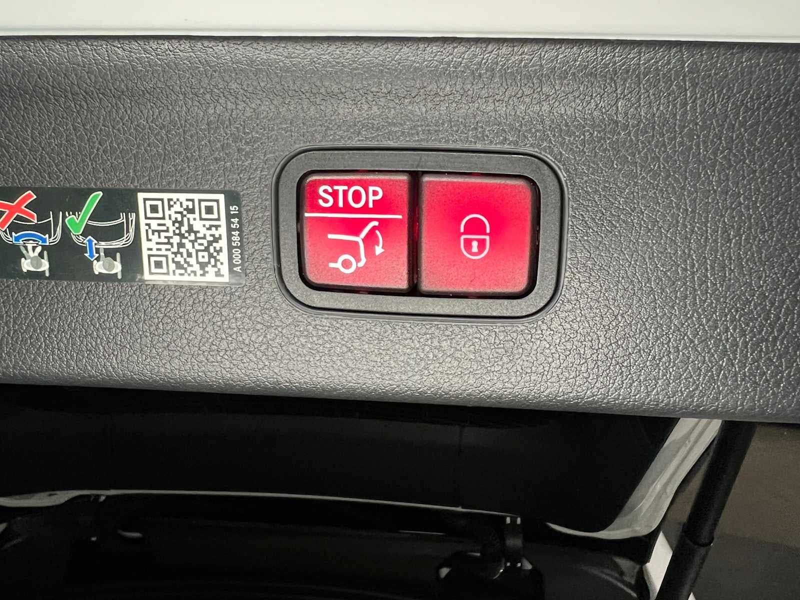 2026 Mercedes-Benz EQE 320+ SUV