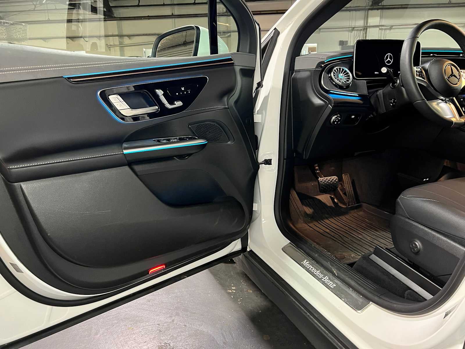 2026 Mercedes-Benz EQE 320+ SUV