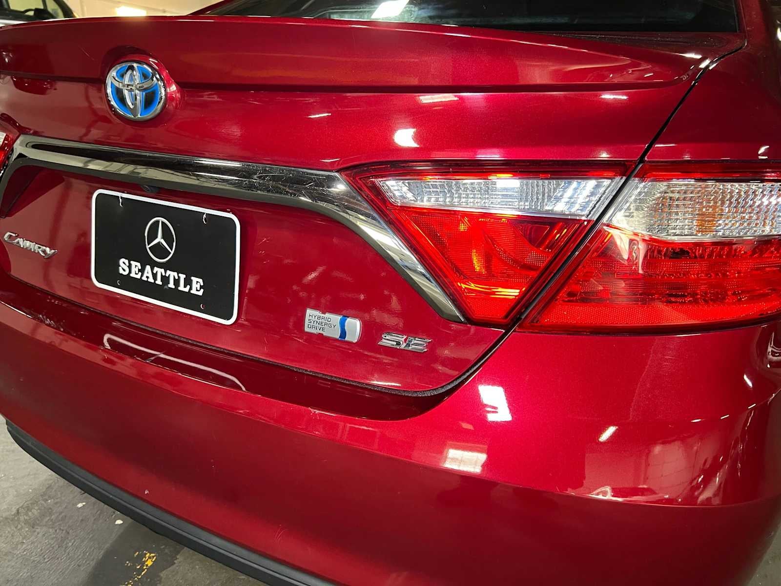 2015 Toyota Camry Hybrid SE