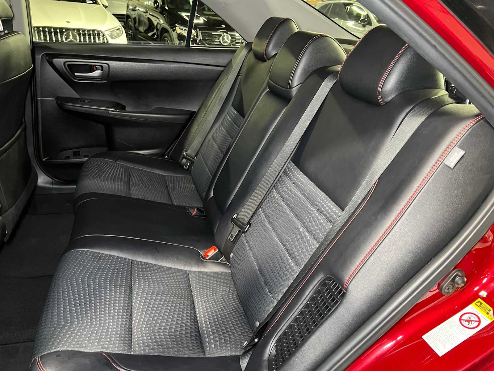 2015 Toyota Camry Hybrid SE