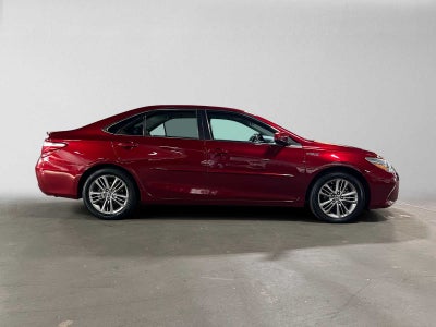 2015 Toyota Camry Hybrid SE
