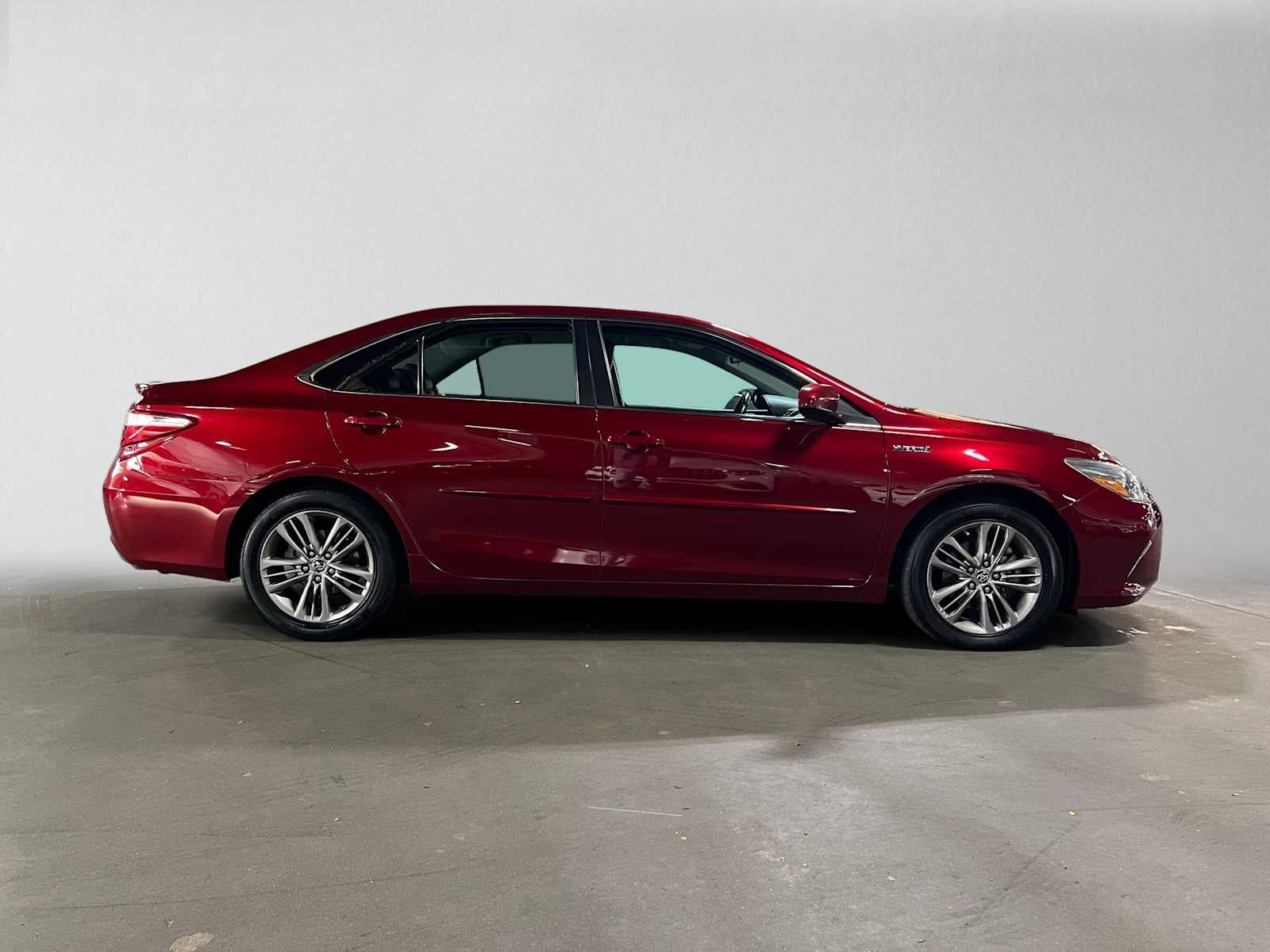 2015 Toyota Camry Hybrid SE