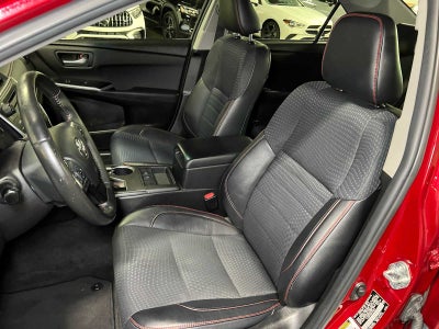 2015 Toyota Camry Hybrid SE