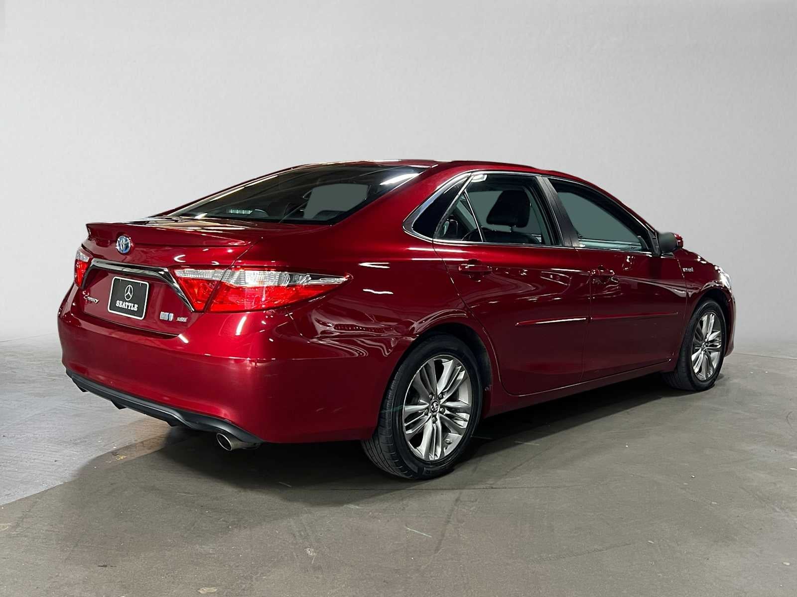 2015 Toyota Camry Hybrid SE