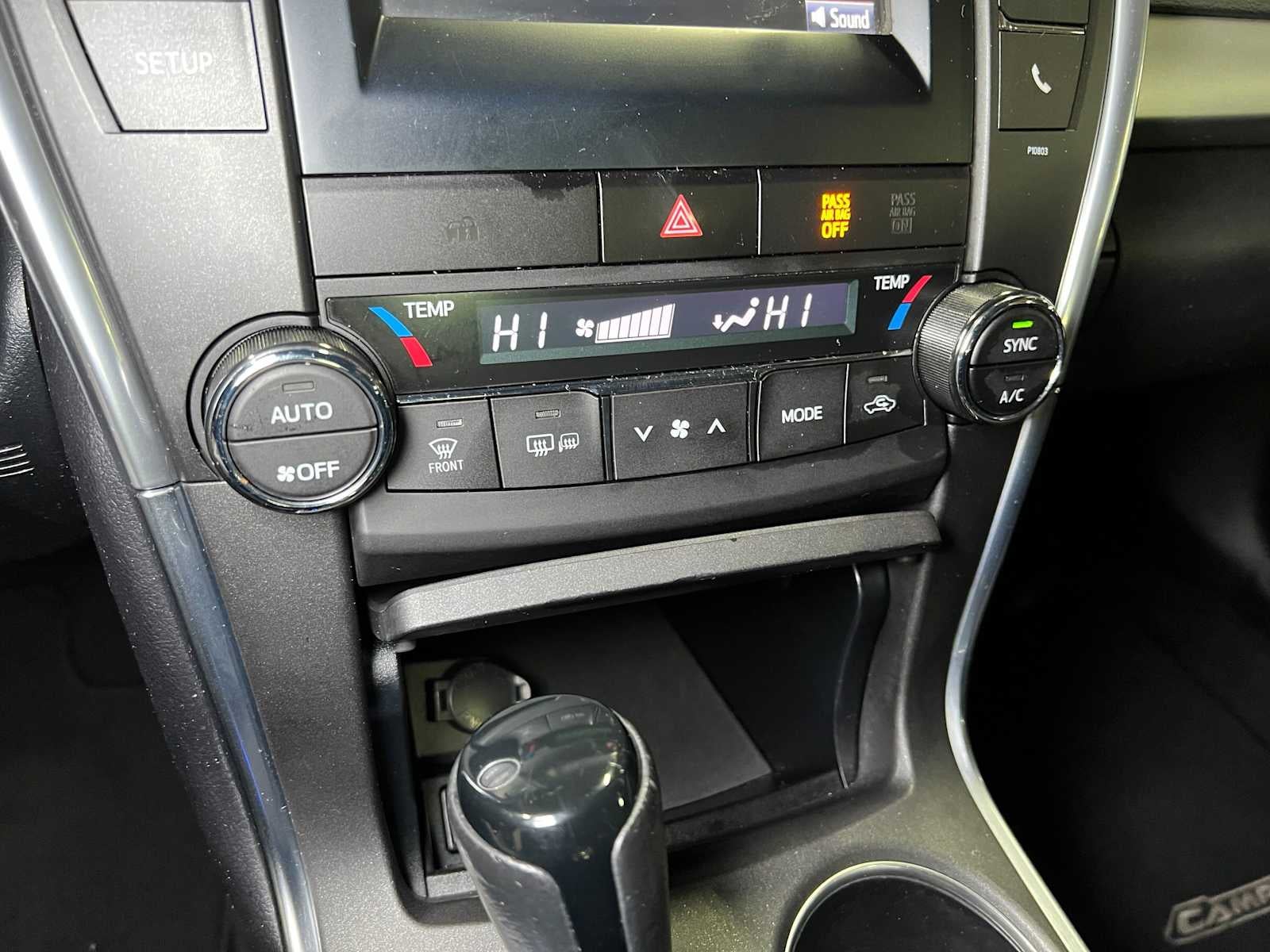 2015 Toyota Camry Hybrid SE