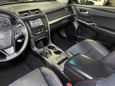 2015 Toyota Camry Hybrid SE