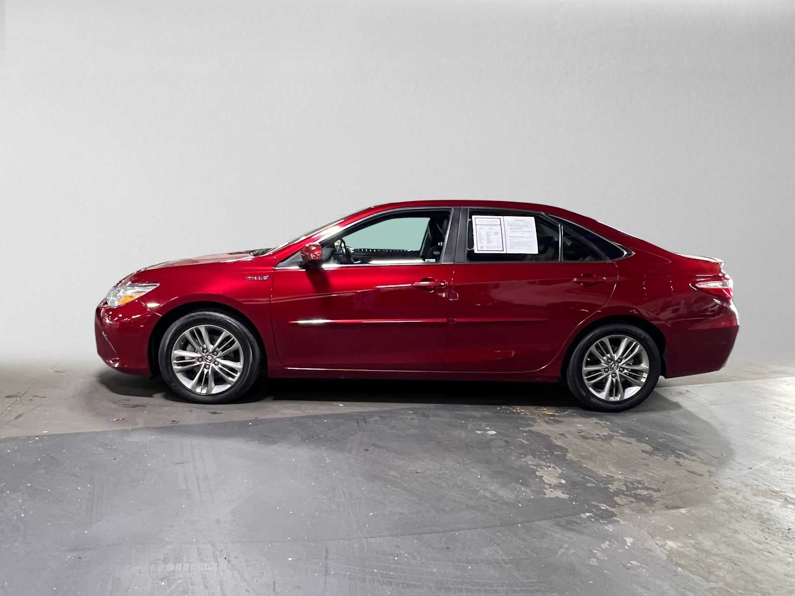 2015 Toyota Camry Hybrid SE