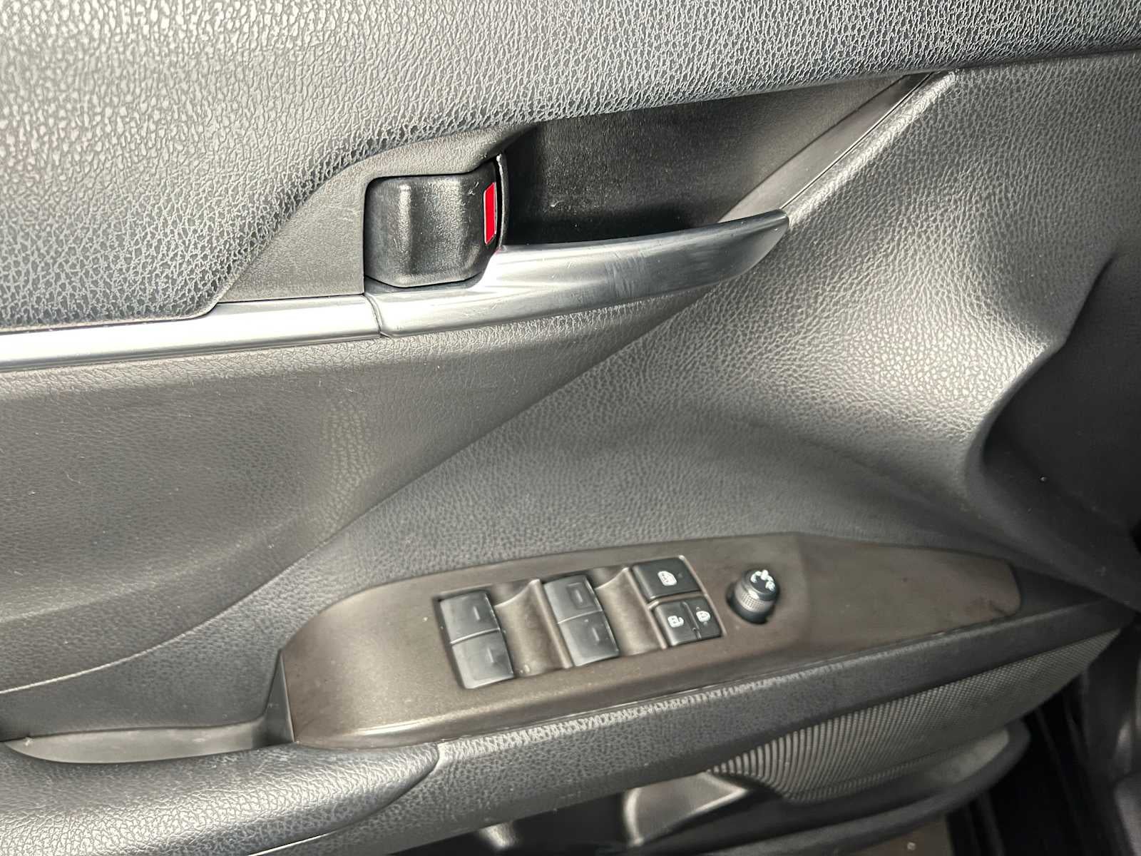 2024 Toyota Camry Hybrid SE