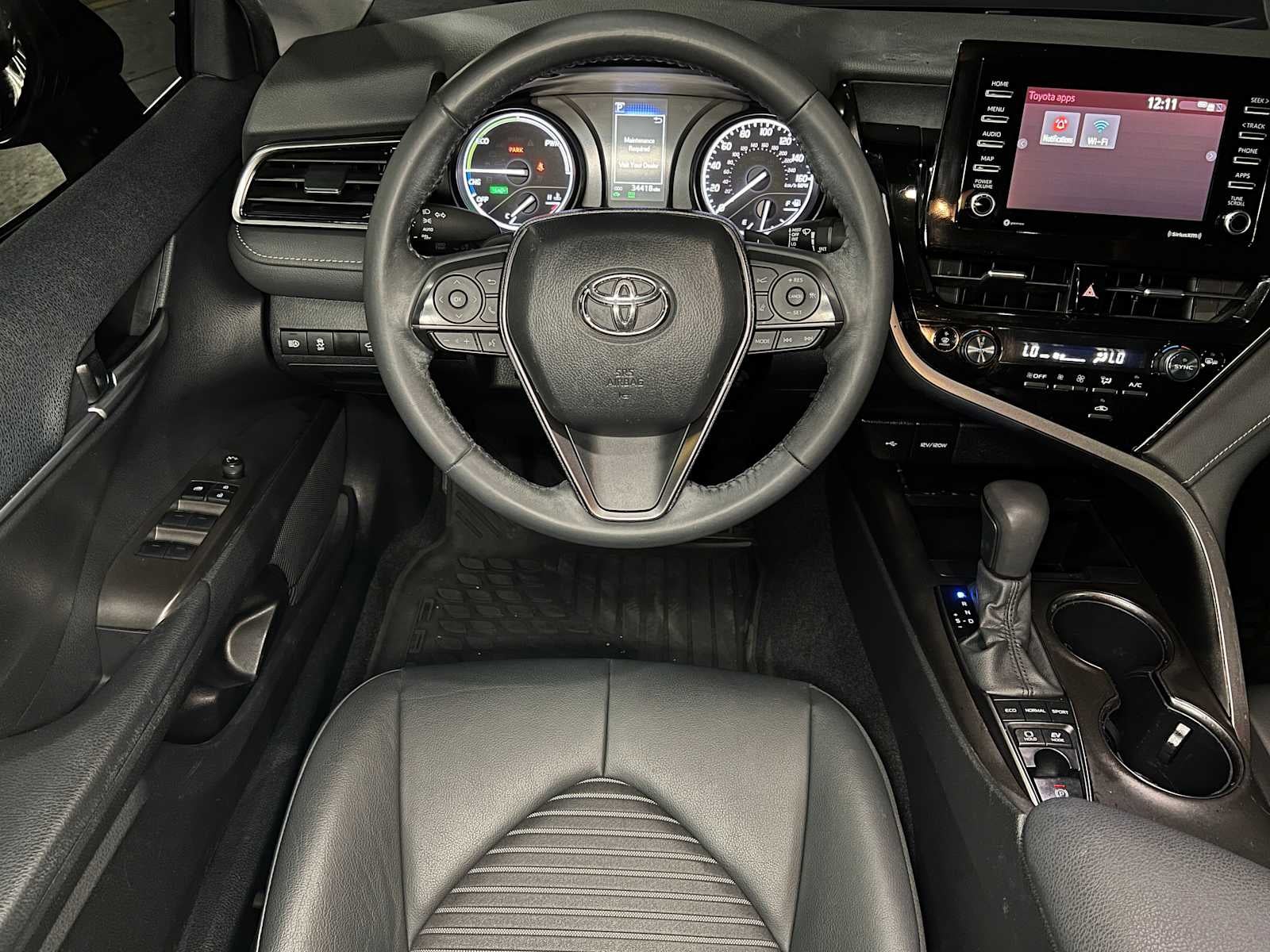 2024 Toyota Camry Hybrid SE