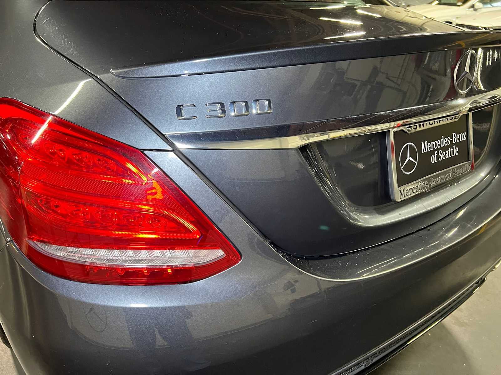 2016 Mercedes-Benz C 300 4dr Sdn RWD