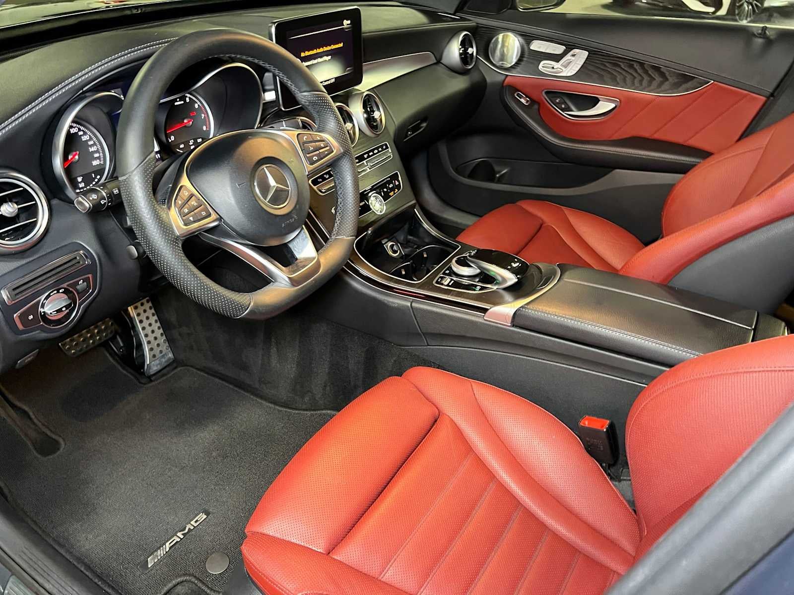 2016 Mercedes-Benz C 300 4dr Sdn RWD