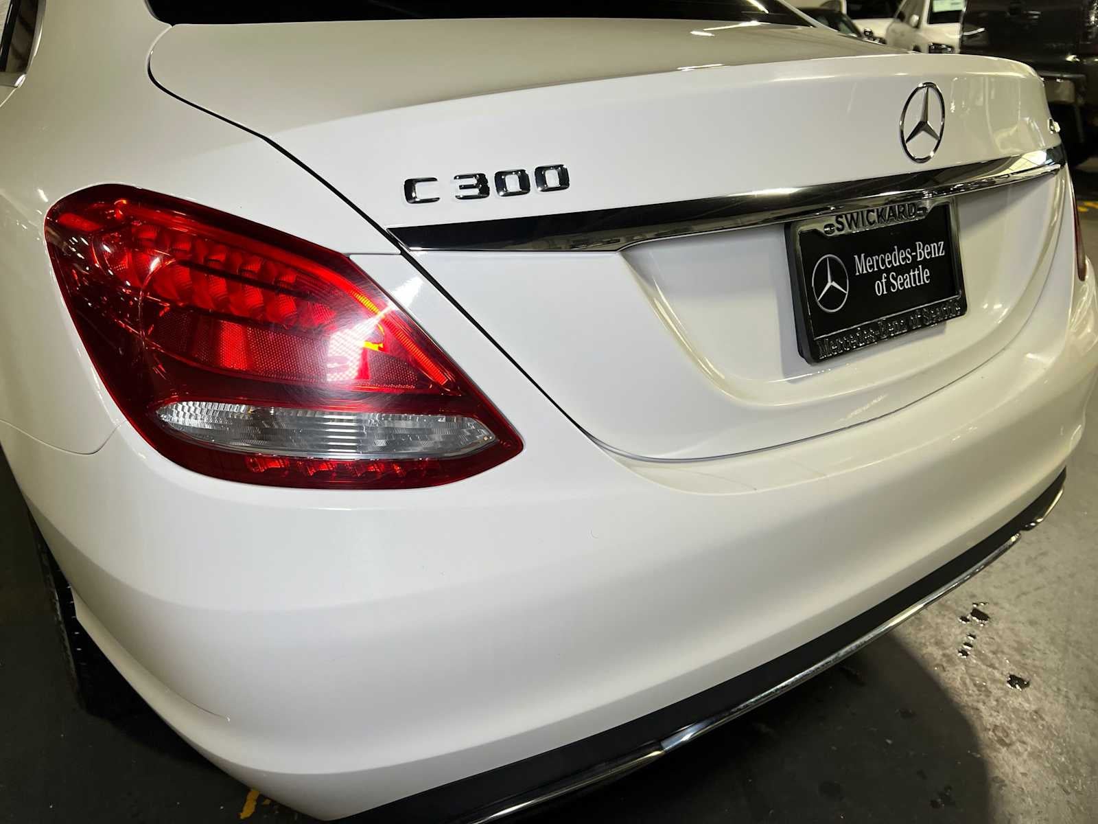 2016 Mercedes-Benz C 300 4dr Sdn 4MATIC®