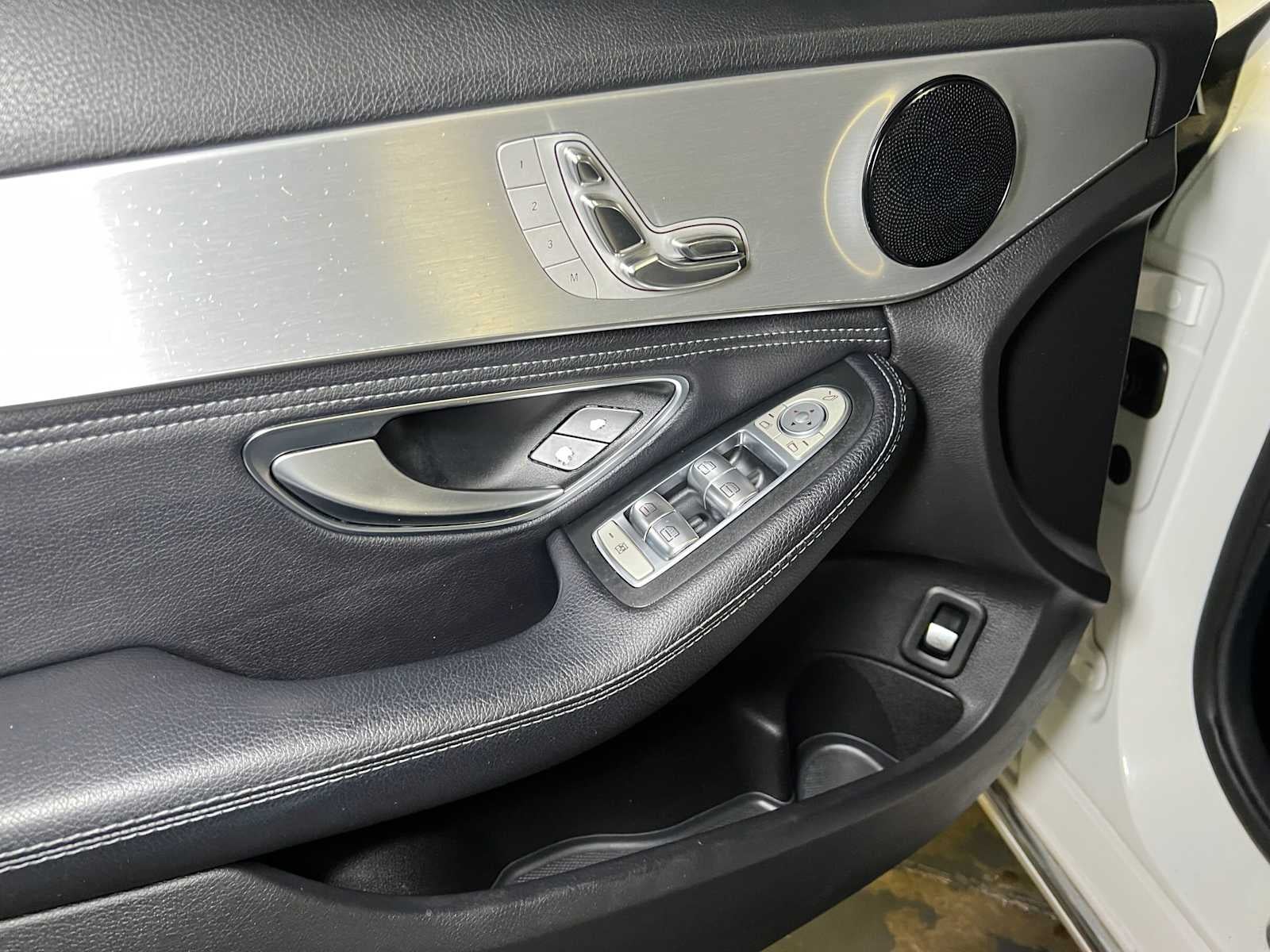 2016 Mercedes-Benz C 300 4dr Sdn 4MATIC®