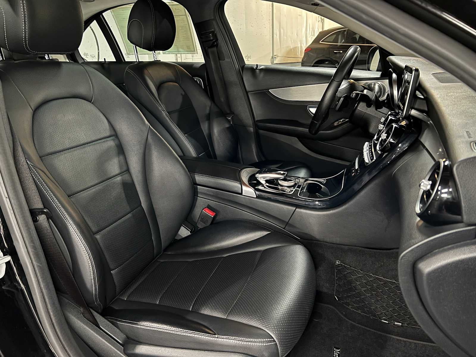 2015 Mercedes-Benz C 300 4dr Sdn 4MATIC®