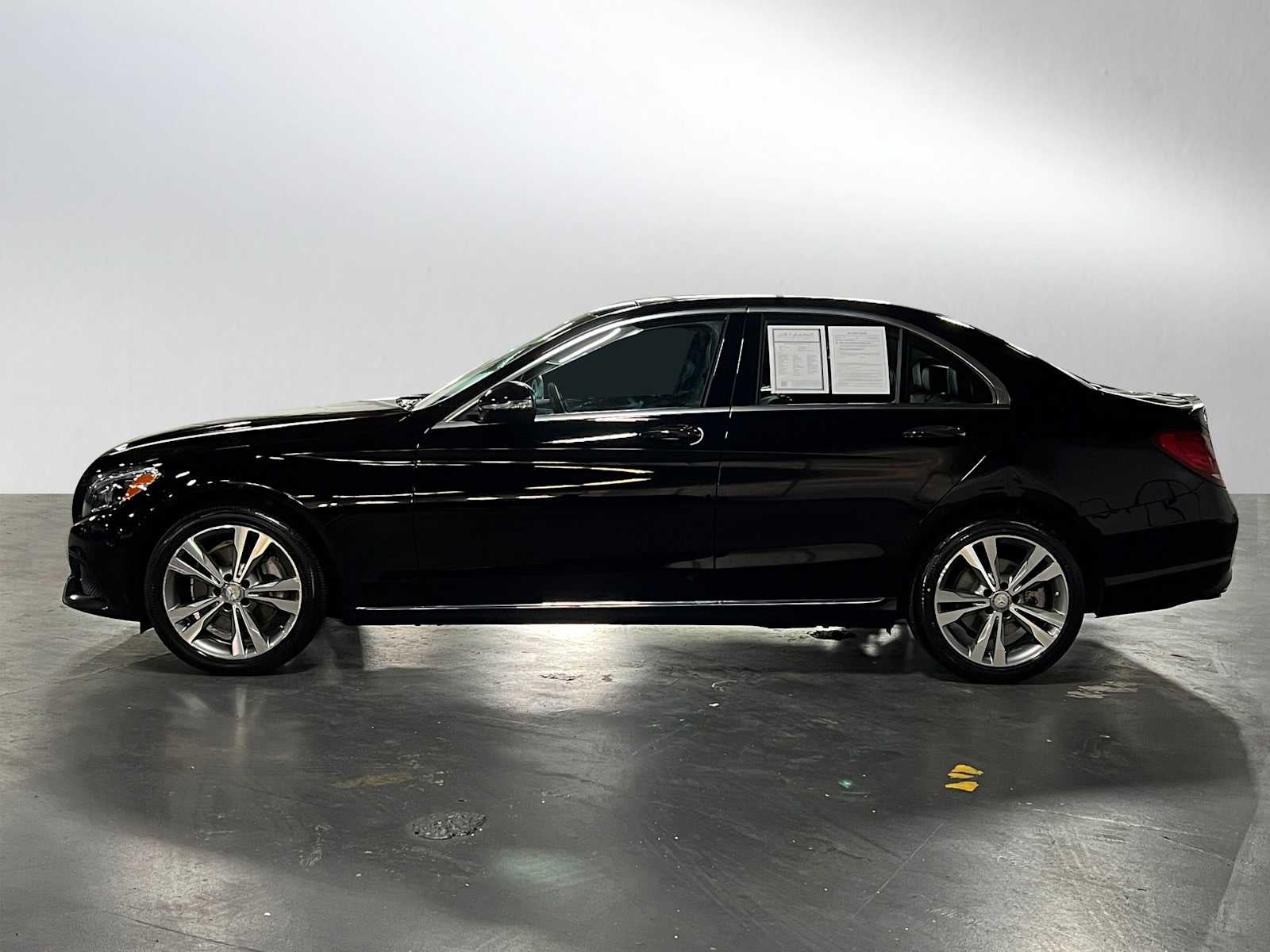 2015 Mercedes-Benz C 300 4dr Sdn 4MATIC®
