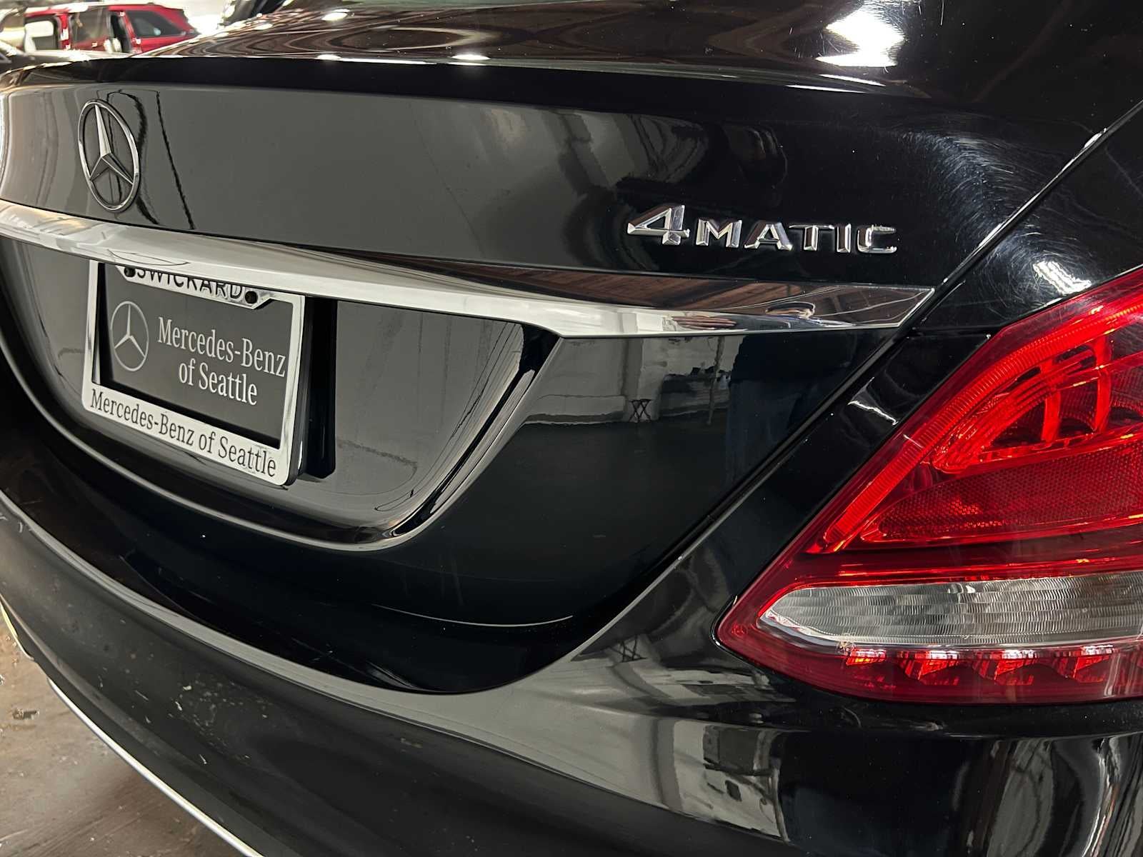 2016 Mercedes-Benz C 300 4dr Sdn 4MATIC®