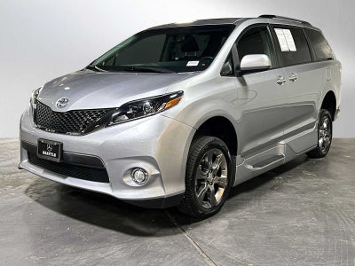2015 Toyota Sienna SE