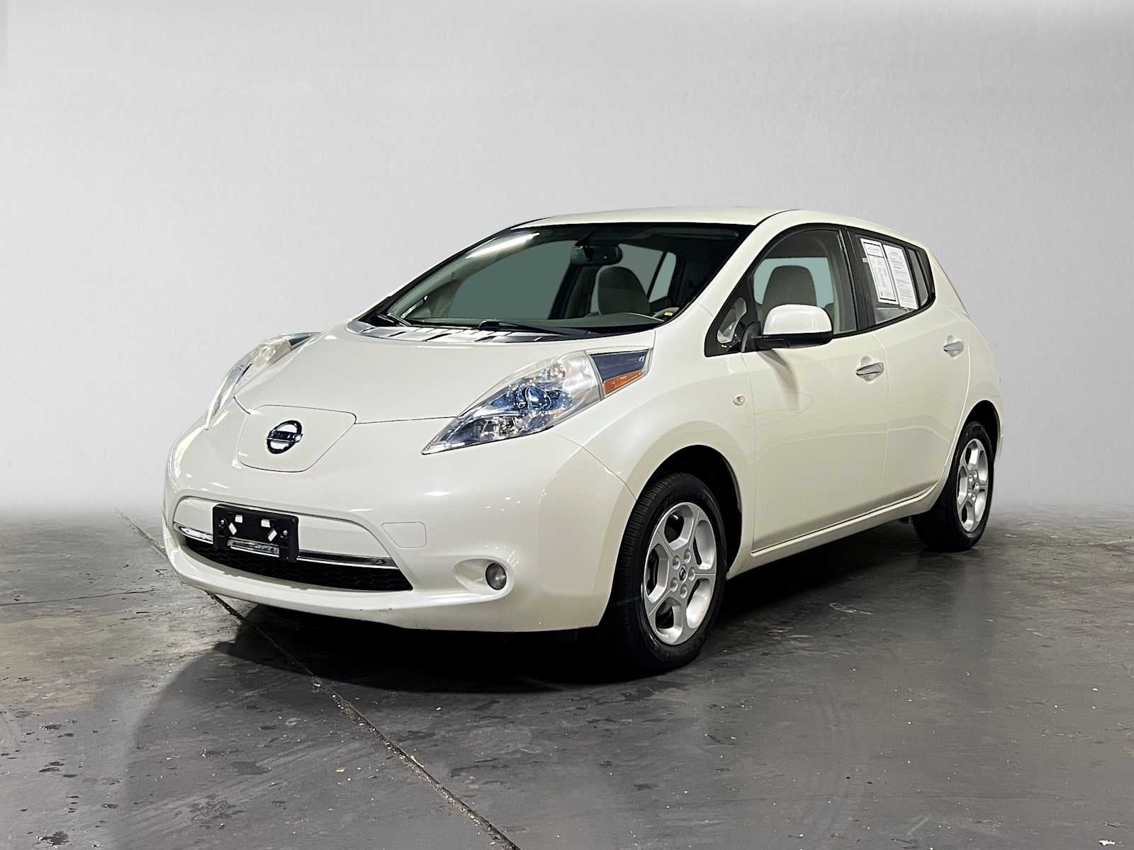 2011 Nissan LEAF SL-e