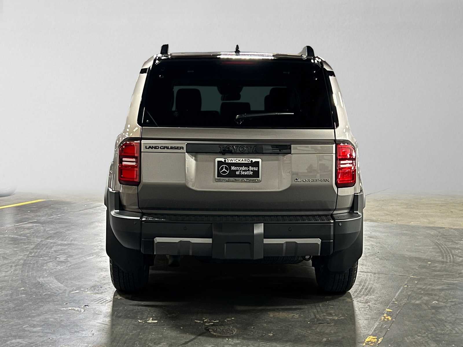 2024 Toyota Land Cruiser 4WD (Natl)