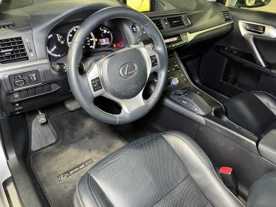 2011 Lexus CT 200h Premium