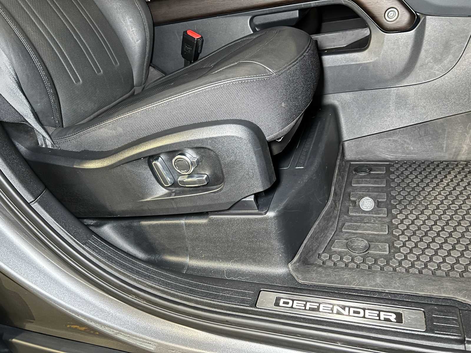 2024 Land Rover Defender X