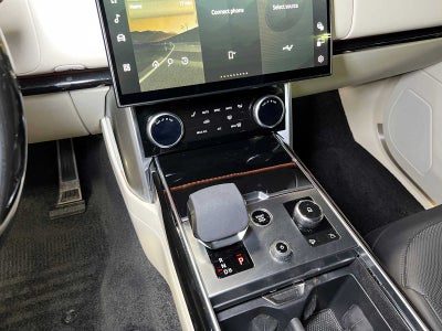 2023 Land Rover Range Rover SE